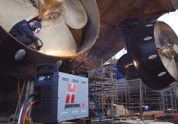 Powermax 125 cutting in action